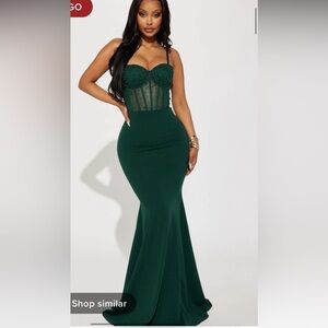 Formal free dress , worn once , no alteration